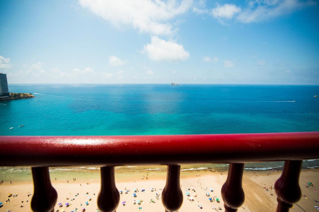 Las Damas Premium 23F Beach Front - Pool & Parking Benidorm Exterior photo